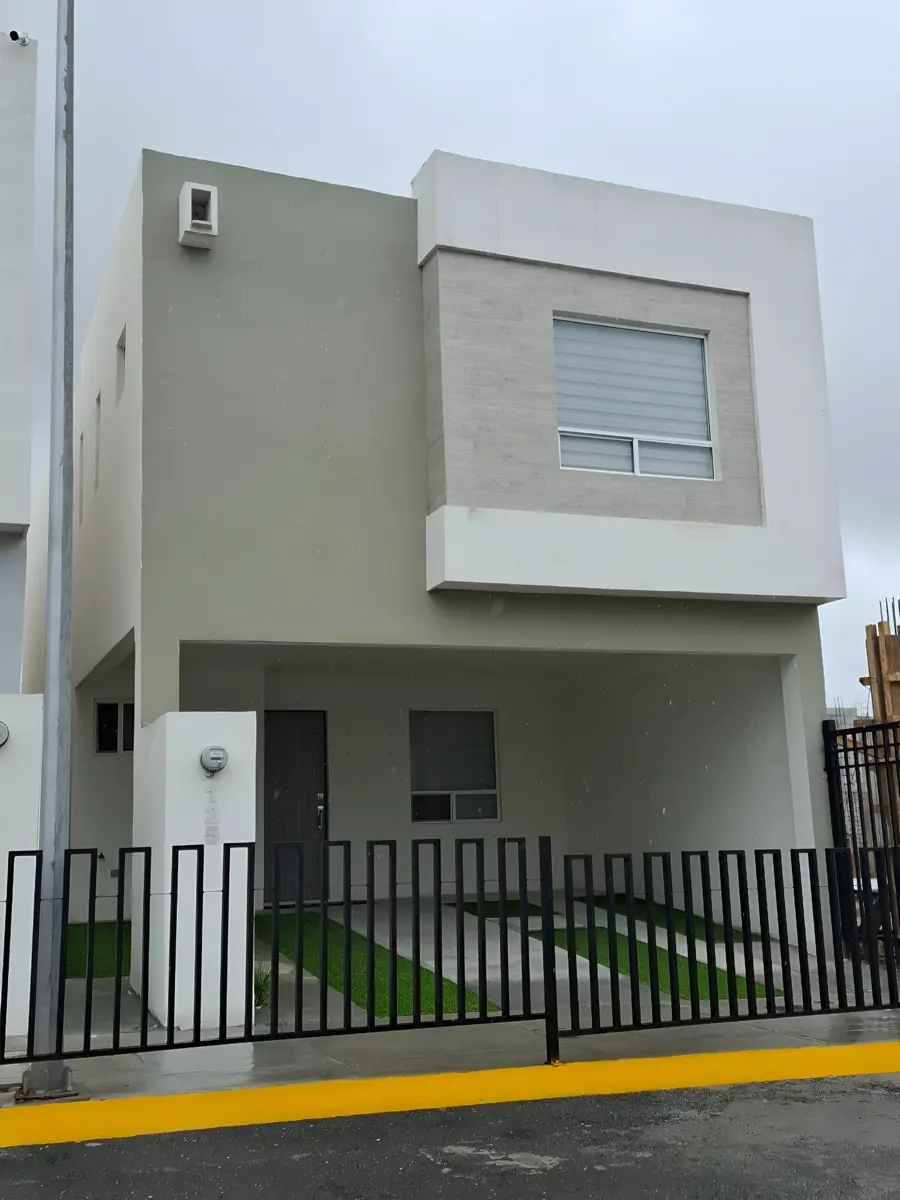 Casa en venta en Portal de las Lomas, Saltillo — foto 1 de 22
