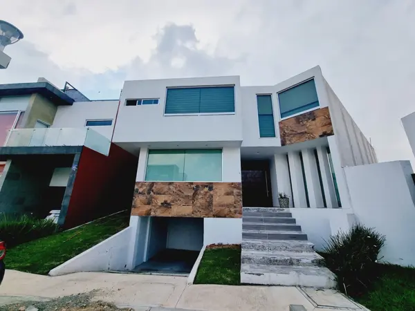 Casa en venta en Zona Plateada, Pachuca de Soto — foto 2 de 30