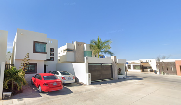 Casa en venta en Jardines de la Paz, La Paz — foto 2 de 9