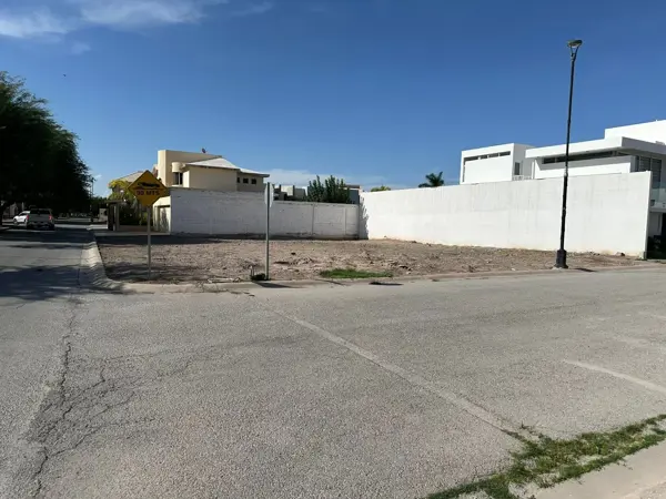 Terreno en venta en Hacienda del Rosario, Torreón — foto 3 de 7