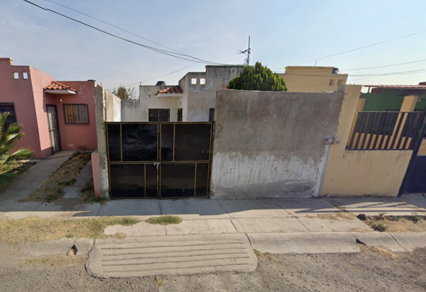 Casa en venta en Hacienda Santa Fe, Tlajomulco de Zúñiga — foto 2 de 24