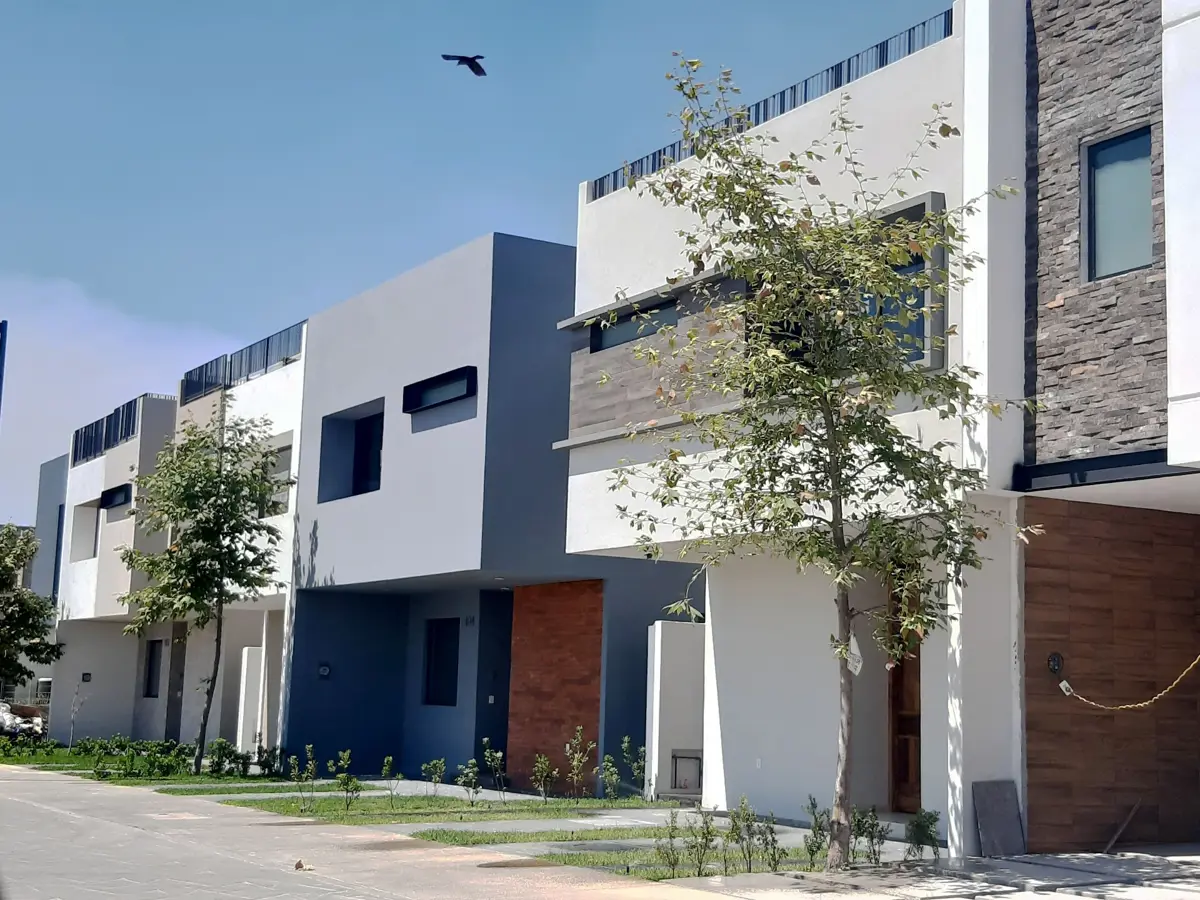 Casa en venta en Solares, Zapopan — foto 1 de 27