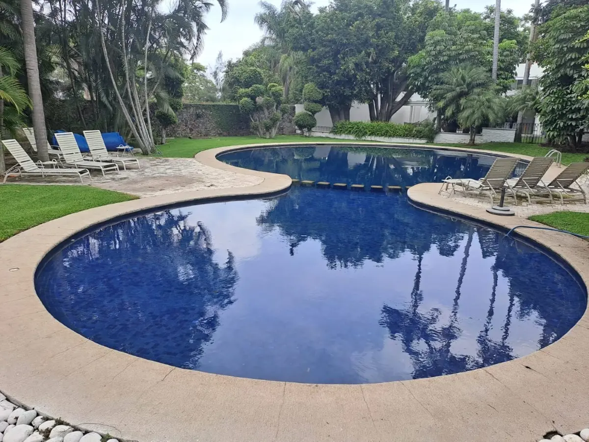 Casa en venta en Lomas de la Selva, Cuernavaca — foto 1 de 39