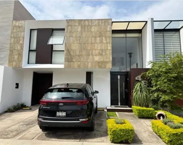 Casa en venta en Del Pilar Residencial, Tlajomulco de Zúñiga — foto 2 de 16
