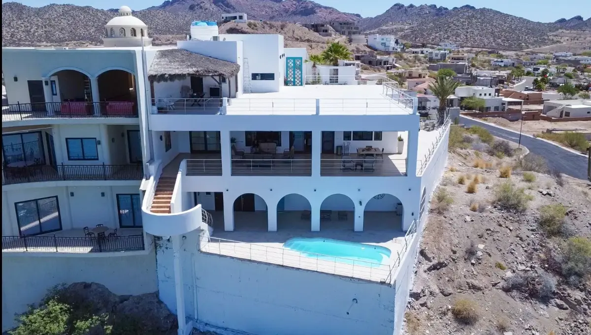 Casa en venta en Bahia de Kino Centro, Hermosillo — foto 1 de 29