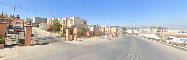 Casa en venta en Colinas de California, Tijuana — foto 2 de 30