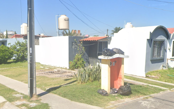 Casa en venta en Hacienda Santa Fe, Tlajomulco de Zúñiga — foto 2 de 24
