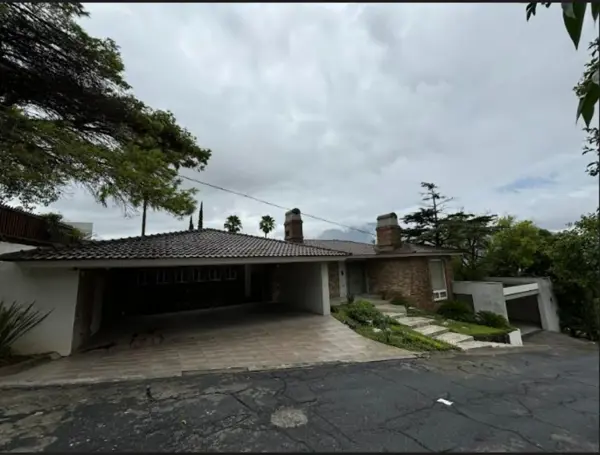 Casa en La Cima 3er Sector, San Pedro Garza García, Nuevo León