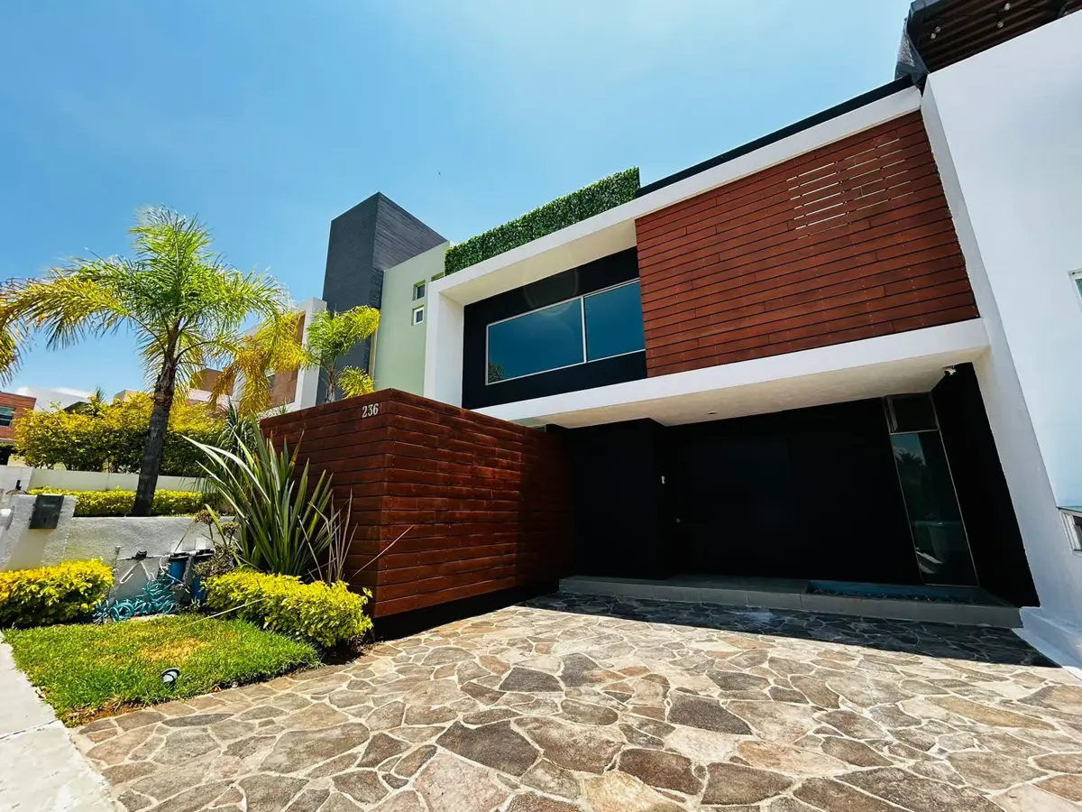 Casa en venta en Paseo del Parque, Morelia — foto 1 de 14
