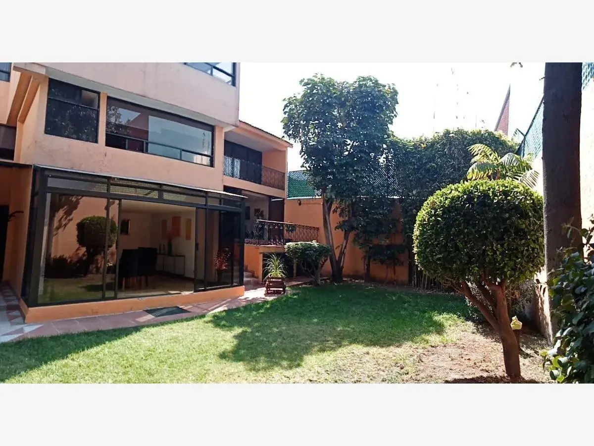 Casa en venta en Ciudad Satelite, Naucalpan de Juárez — foto 1 de 48