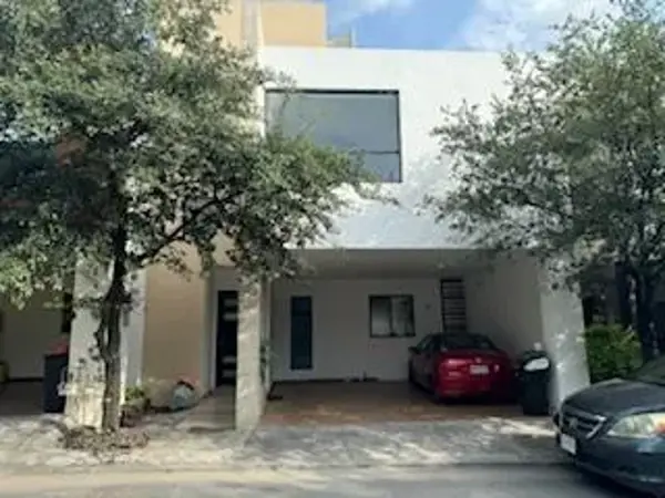Casa en renta en Satélite Acueducto Sexto Sector, Monterrey — foto 3 de 29