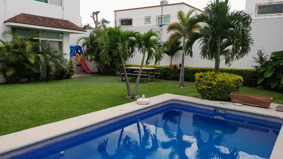 Casa en renta en Oaxtepec Centro, Yautepec — foto 1 de 38