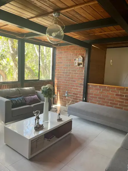 Casa en venta en Pinar de la Venta, Zapopan — foto 2 de 25