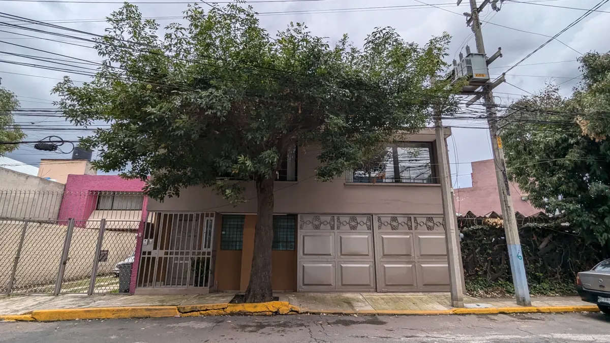 Edificio en venta en Las Haciendas, Metepec — foto 1 de 18