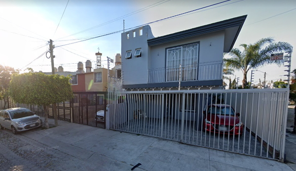 Casa en venta en Jardines Del Valle, Zapopan — foto 2 de 8