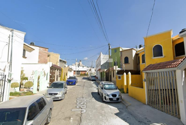 Casa en venta en Fracc Punta Azul, Pachuca de Soto — foto 2 de 10