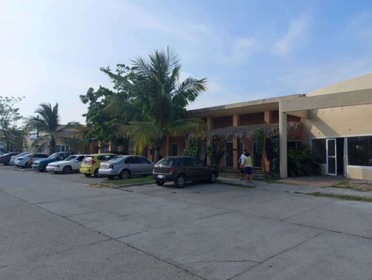 Local en venta en Villa Tulipanes, Acapulco de Juárez — foto 1 de 4
