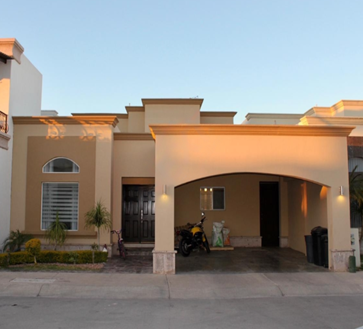 Casa en venta en Parque Versalles, Hermosillo — foto 1 de 16