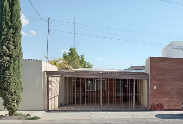 Casa en Ampliación la Rosita, Torreón, Coahuila de Zaragoza