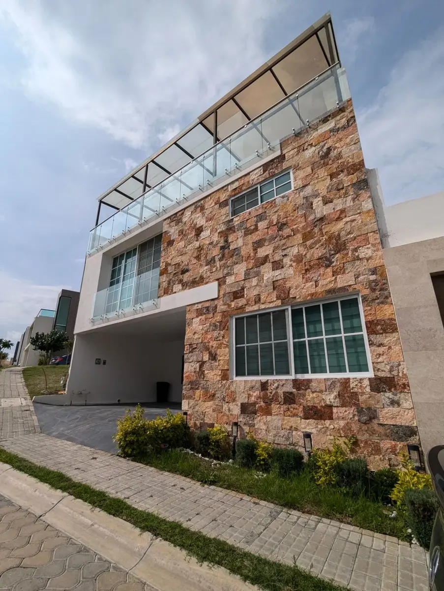 Casa en venta en Lomas de Angelópolis Privanza, San Andrés Cholula — foto 1 de 20