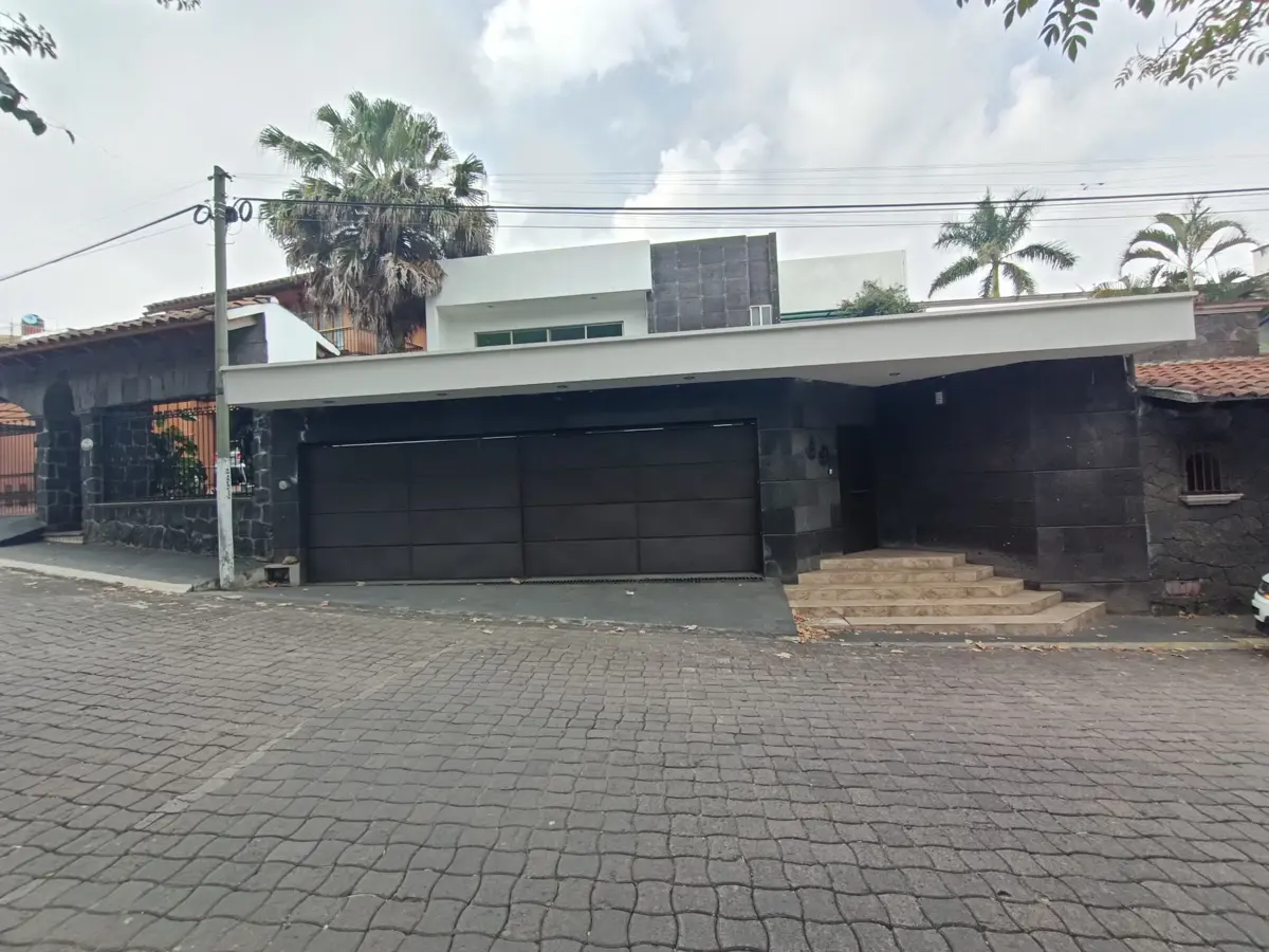Casa en renta en Jardines de las Animas, Xalapa — foto 1 de 36