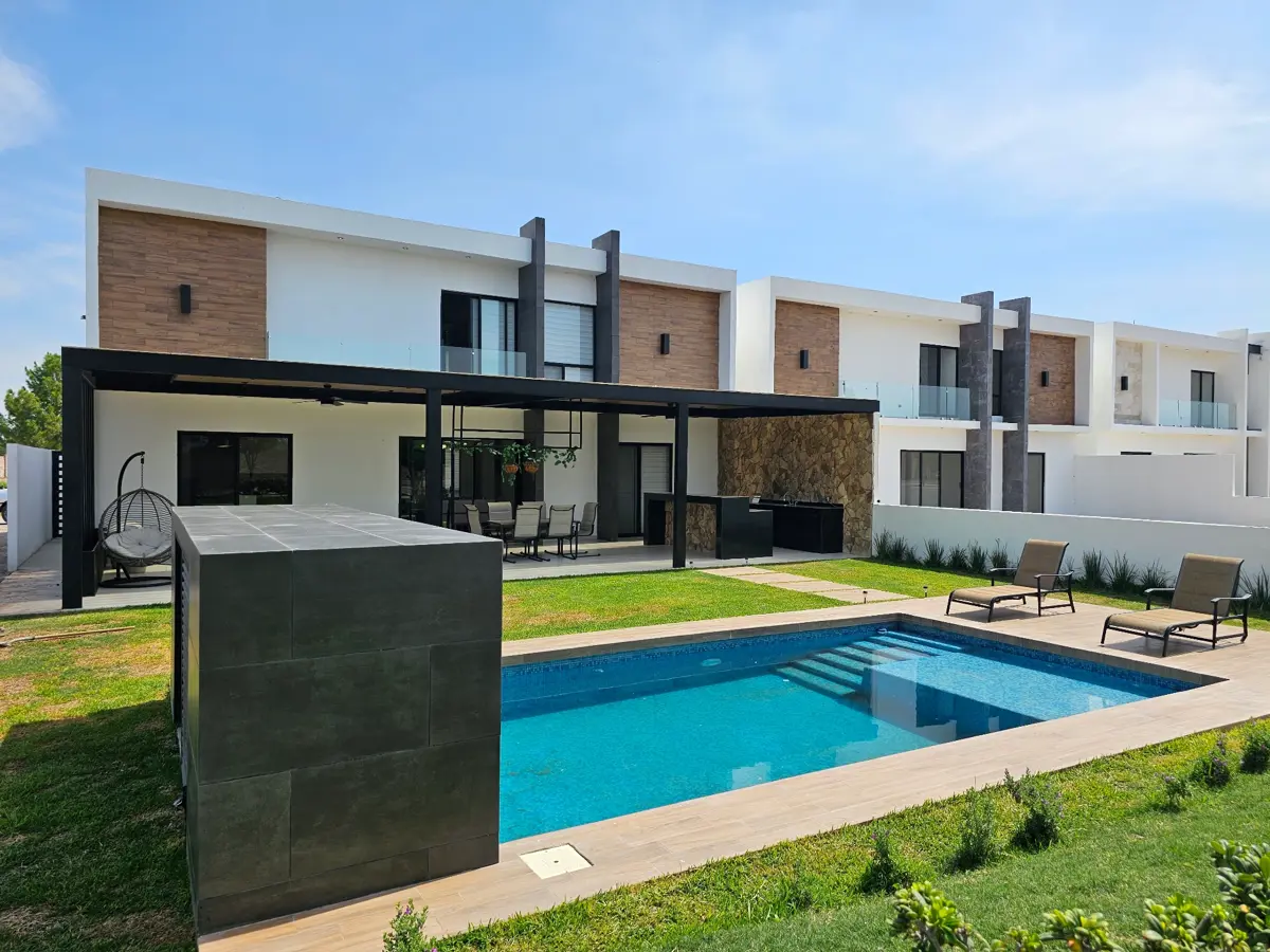 Casa en venta en Altozano la Nueva Laguna, Gómez Palacio — foto 1 de 29