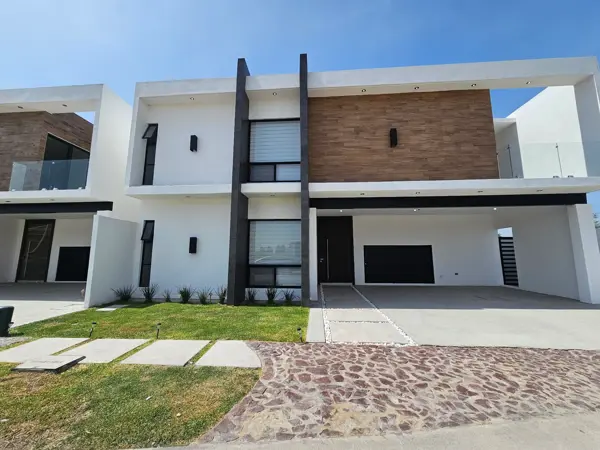 Casa en venta en Altozano la Nueva Laguna, Gómez Palacio — foto 2 de 29