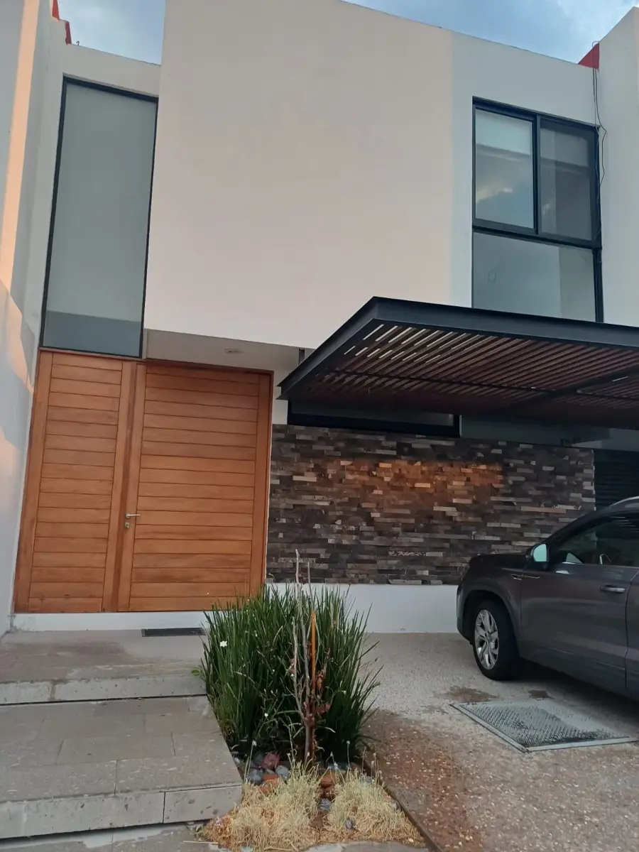 Casa en renta en Zibatá, El Marqués — foto 1 de 16