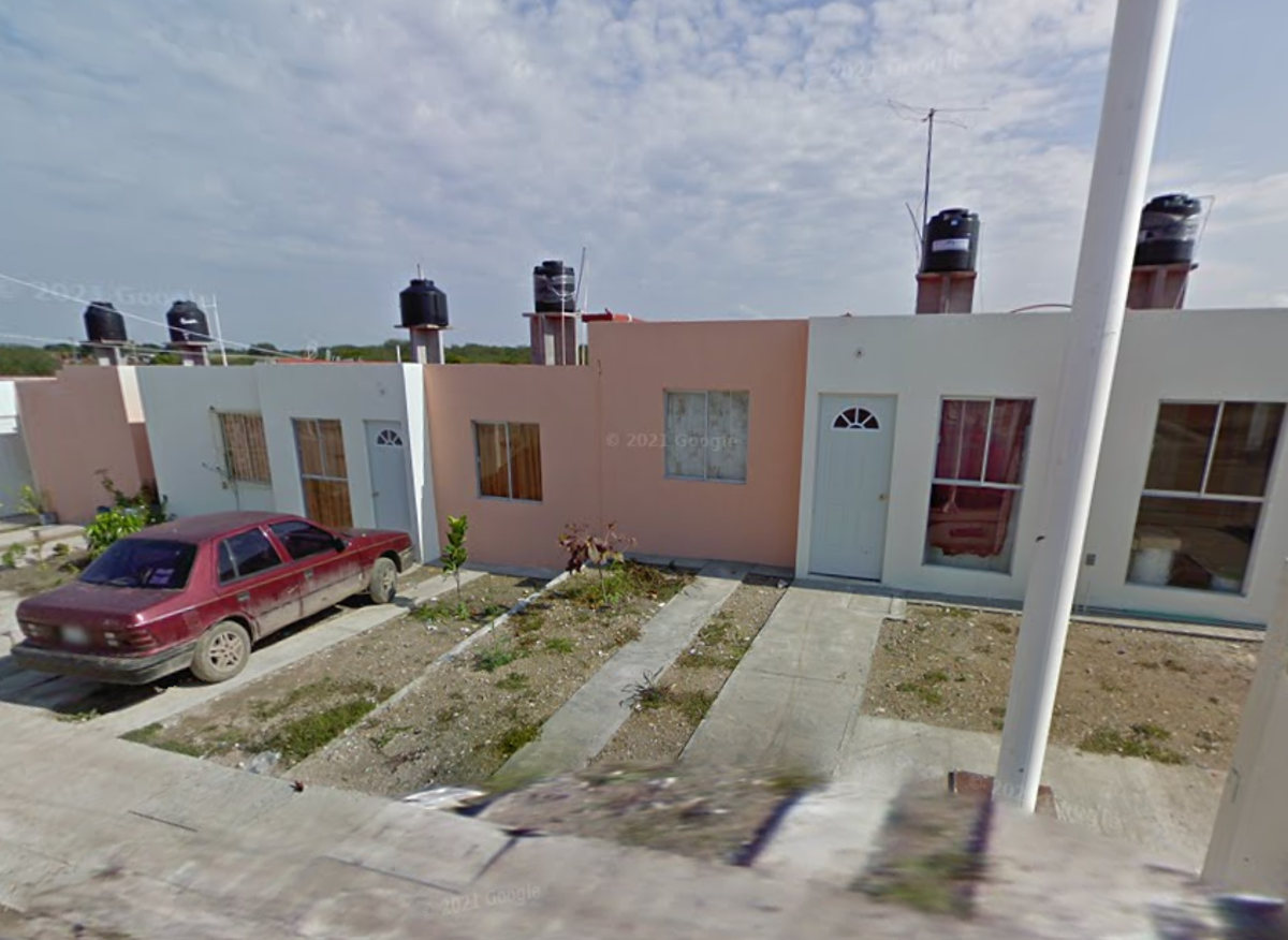 Casa en venta en INFONAVIT, Ébano — foto 1 de 60