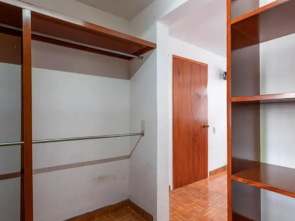 Casa en venta en Industria, Guadalajara — foto 2 de 13