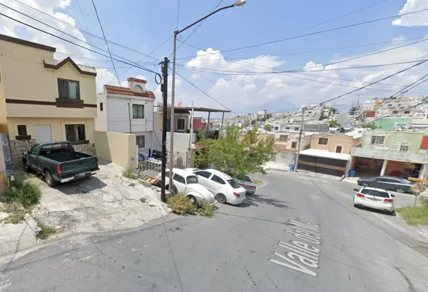 Casa en venta en Colinas de Valle Verde, Monterrey — foto 3 de 5