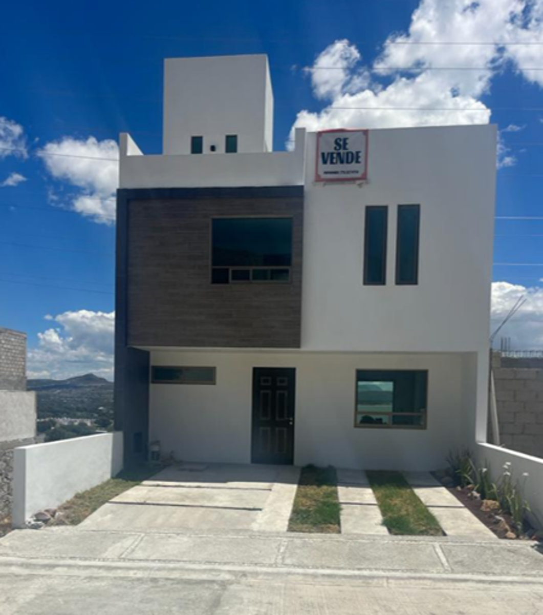 Casa en venta en Privada Camino Real, Mineral de la Reforma — foto 1 de 9