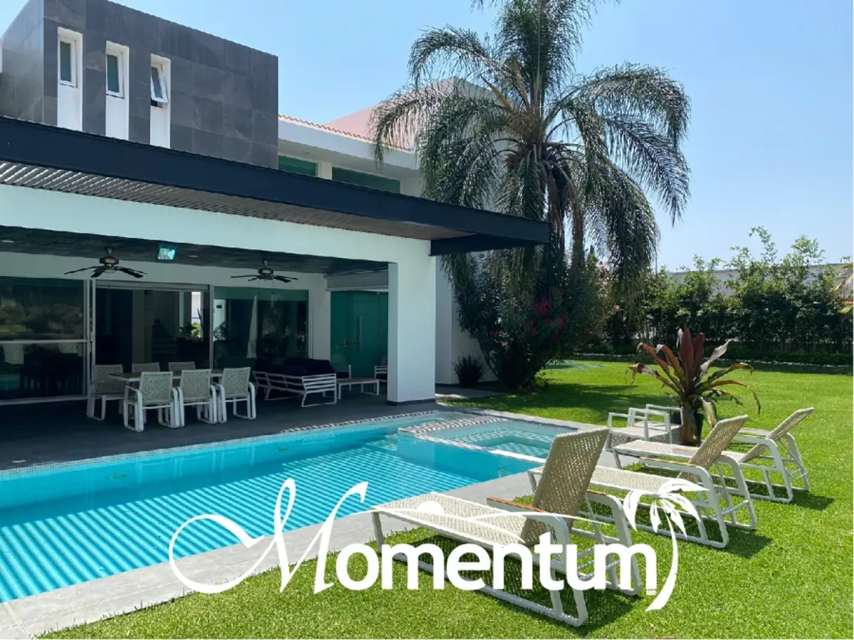 Casa en venta en Lomas de Cocoyoc, Atlatlahucan — foto 1 de 25