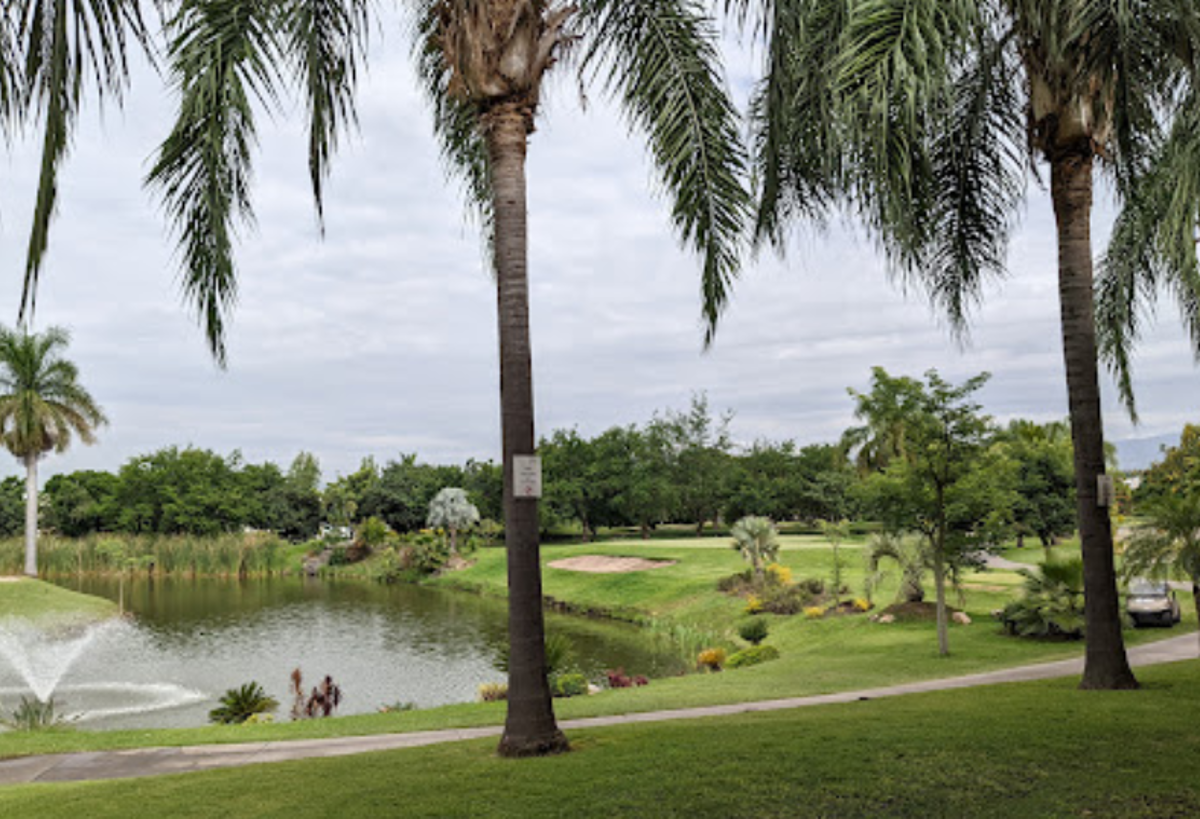 Casa en venta en Paraíso Country Club, Emiliano Zapata — foto 1 de 3