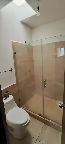 Casa en venta en Valle del Roble, León — foto 2 de 16