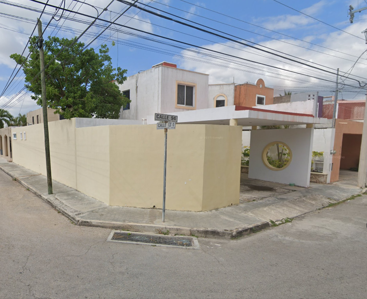 Casa en venta en Residencial Pensiones I y II, Mérida — foto 1 de 9
