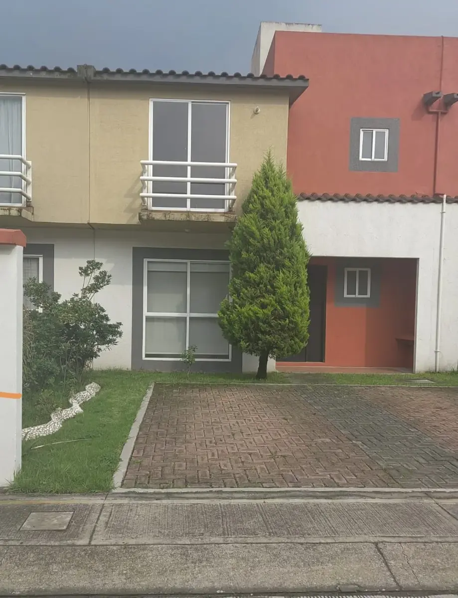 Casa en venta en Villa Toscana, Toluca — foto 1 de 14