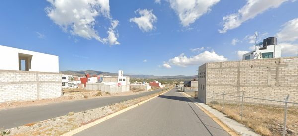 Casa en venta en Privadas de San Cristóbal, Mineral de la Reforma — foto 3 de 10