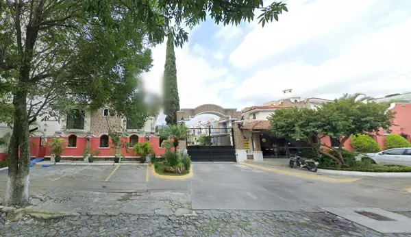 Casa en venta en Ciudad Granja, Zapopan — foto 2 de 49