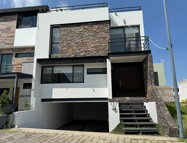 Casa en venta en Argenta Mirador Residencial, Zapopan — foto 2 de 27