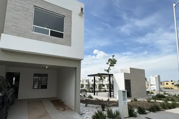 Casa en renta en Santorini, Saltillo — foto 2 de 15