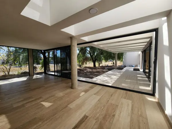 Casa en venta en Los Naranjos, León — foto 2 de 3