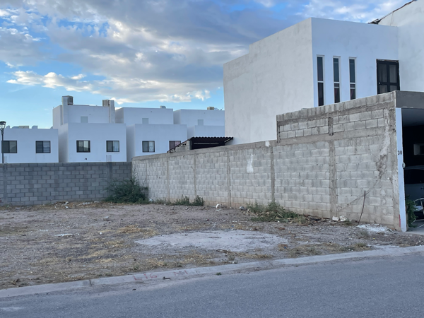 Terreno en venta en Villas del Renacimiento, Torreón — foto 2 de 10