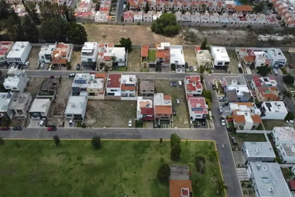 Terreno en venta en El Alcázar (Casa Fuerte), Tlajomulco de Zúñiga — foto 2 de 5