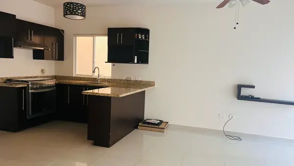 Casa en venta en Paseo del Vergel, Monterrey — foto 2 de 9
