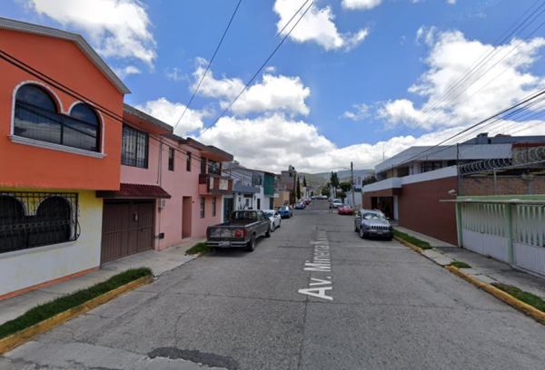 Casa en venta en Real de Minas, Pachuca de Soto — foto 2 de 8