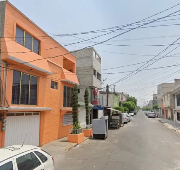 Casa en venta en Metropolitana Segunda Sección, Nezahualcóyotl — foto 2 de 11