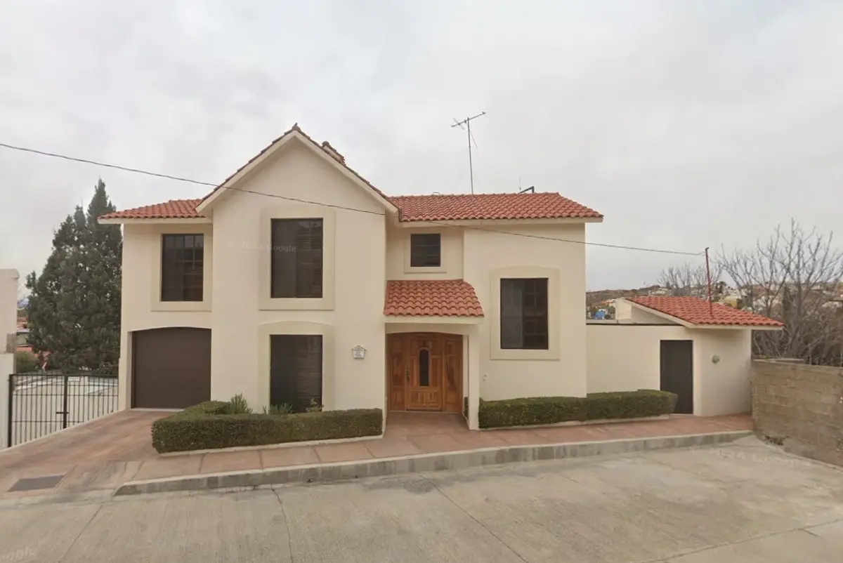 Casa en venta en Del Parque, Hidalgo del Parral — foto 1 de 10