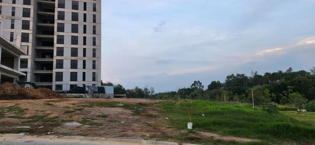 Terreno en venta en Valle Imperial, Zapopan — foto 1 de 5