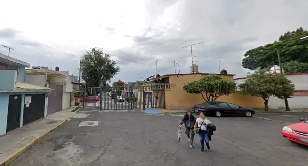 Casa en venta en Culhuacán CTM Sección V, Coyoacán — foto 2 de 7